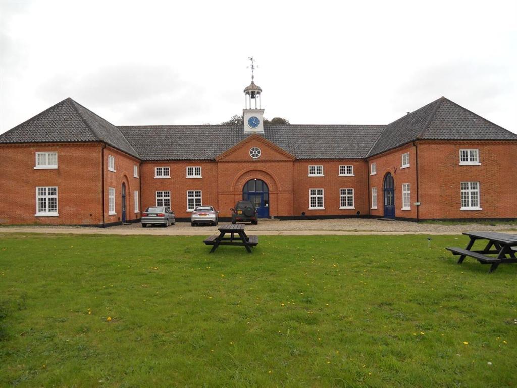 The Stables at Henham Park Bed and Breakfast Southwold Eksteriør billede